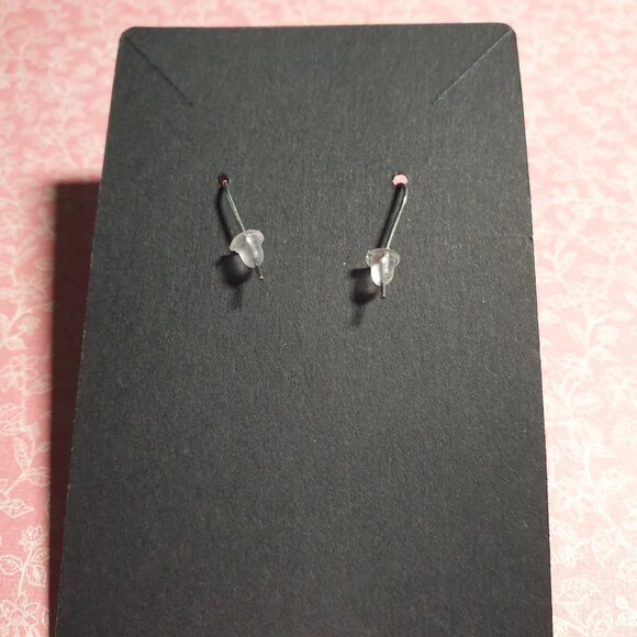 Chainmail Earrings Silver Red Lightweight Aluminum Rings Fishhook Backings - Picture 3 of 4